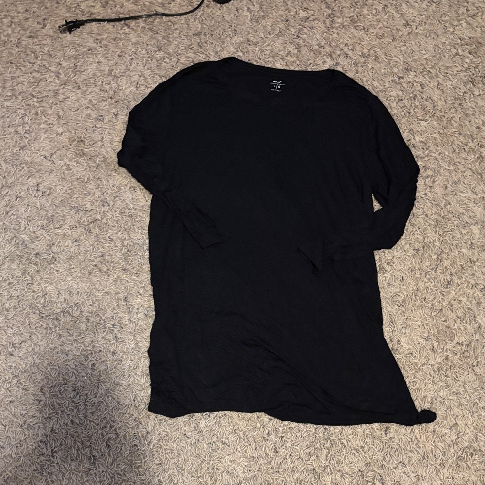 Old Navy Men's Dark Long Sleeve Tee